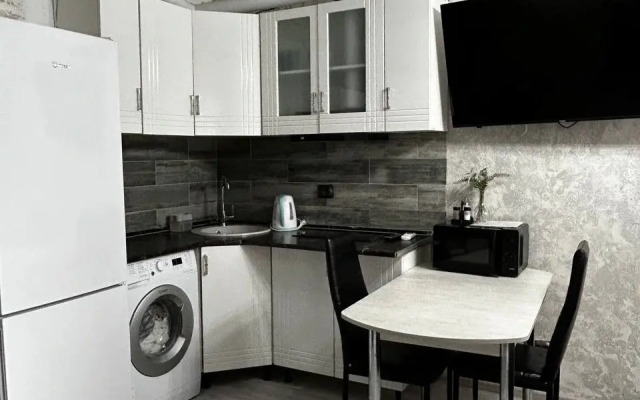 Dvukhurovnevaya Fermerskiy 2/1-59 Flat