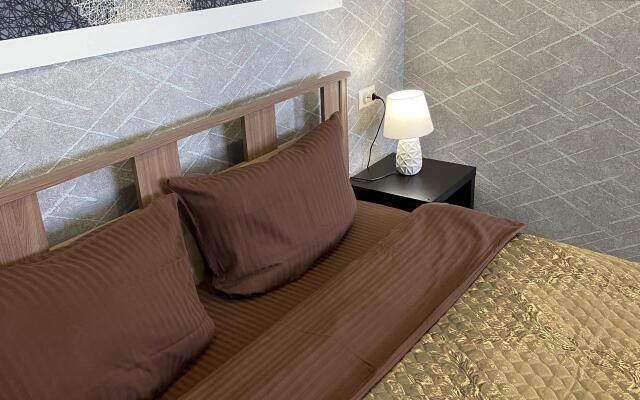 Апартаменты Dubki с Джакузи Шестиместные с 4 кроватями