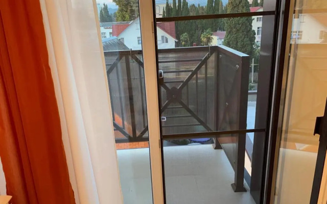 Tikhaya V Tsentre Adlera Flat