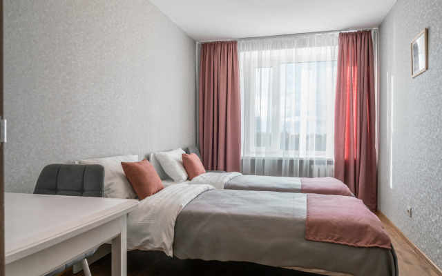 S Vidom Na Smolny Sobor Flat