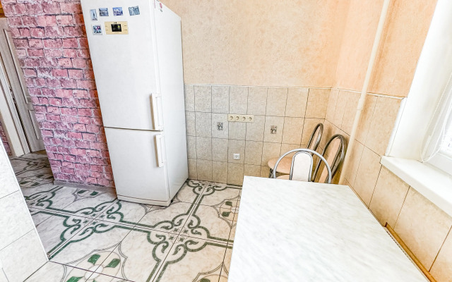 S zaseleniyem Lutshiy servis Posutochno50 Apartments
