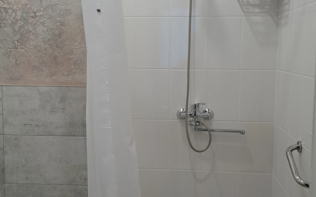 Uyutnaya V 5 Minutakh Ot Tsentra Flat