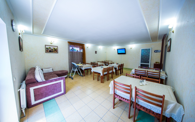 Altyin Hotel