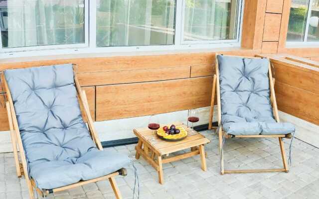 Na Staroshosseynoy 5 K7 Apartments