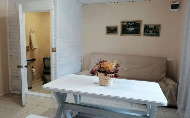 Oreshek Guest House