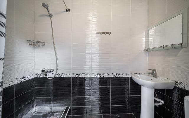 Arno Guest House