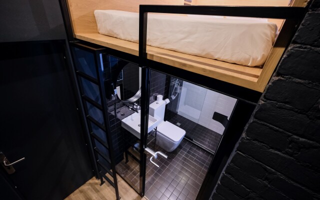 InBox Capsule Hotel