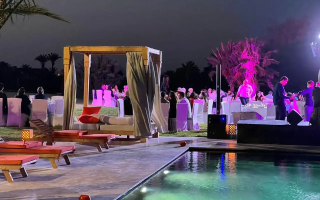 Отель The Pavillon du Golf