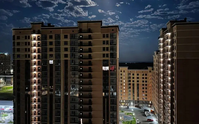 Na 14 Etazhe Flat