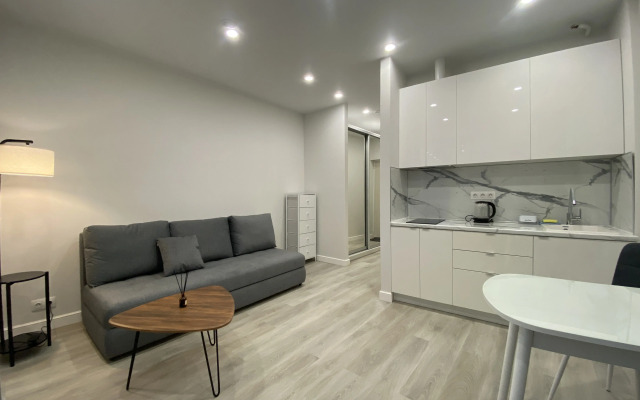 Standart 28 Na Oktyabryskom 26 Apartments
