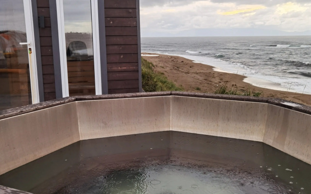 Black Island Glamping