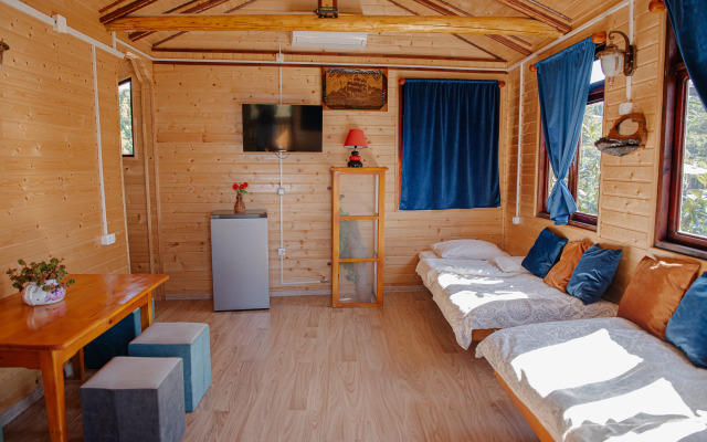 TreeHouse GoldenSeaView TreeHouse Private house
