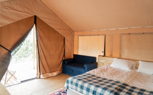 Siniy Yar Glamping