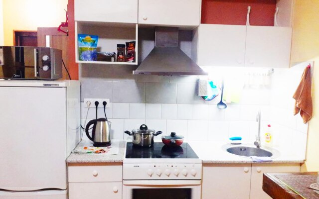 Квартира Live-In-Comfort на Творчества 1к1