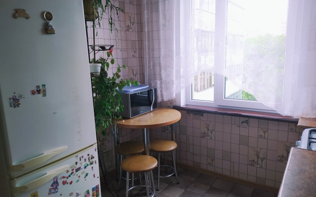 Two-room Na Angarskoy Apartaments