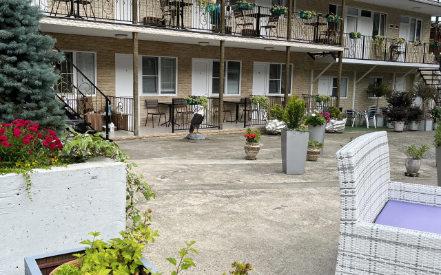 Uda-Cha Guest House