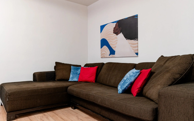 Staraya Basmannaya 9k1 Apartments