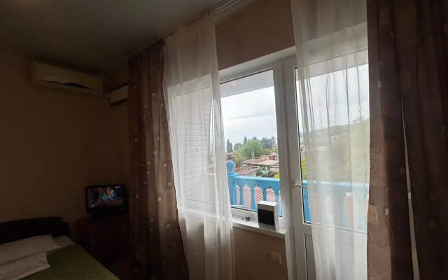 Uyutnaya Studiya Na Beregu Morya Flat