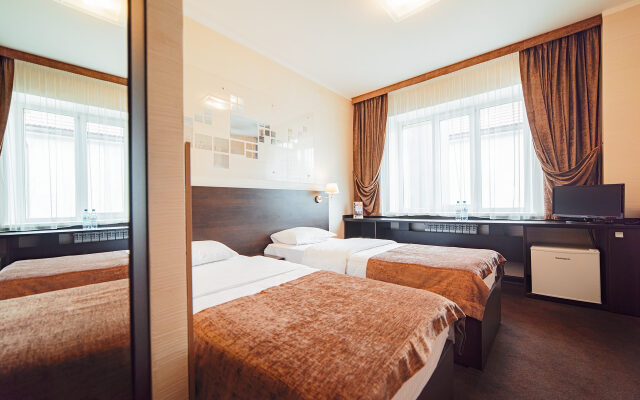 Shato City Hotel