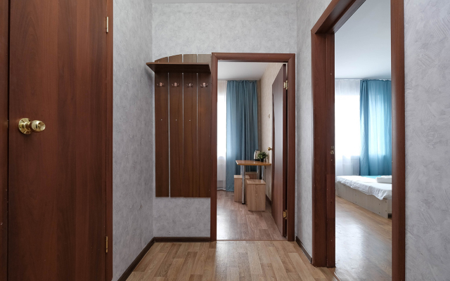 Квартира рядом с Мнтк им. Федорова и Ск Заря