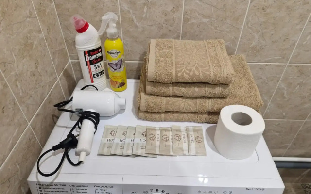 Квартира Академическая 4