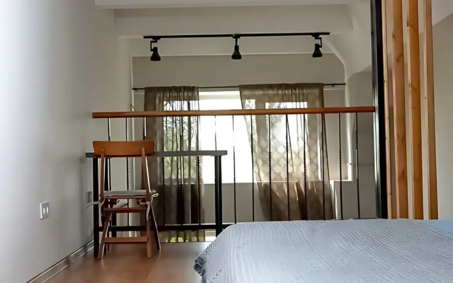 Dva Etazha Na Chertanovskoy Flat
