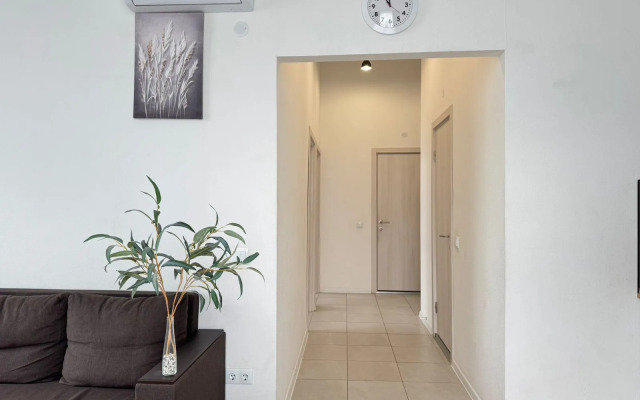 Квартира Двухкомнатная просторная и уютная ArtApart