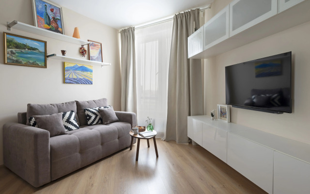 Апартаменты MMyhomeYourhome на Оптиков д34 к1