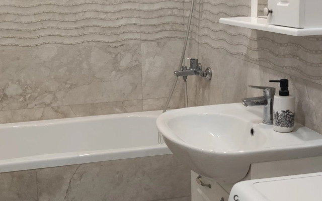 Na Bolshoy Okruzhnoy Flat