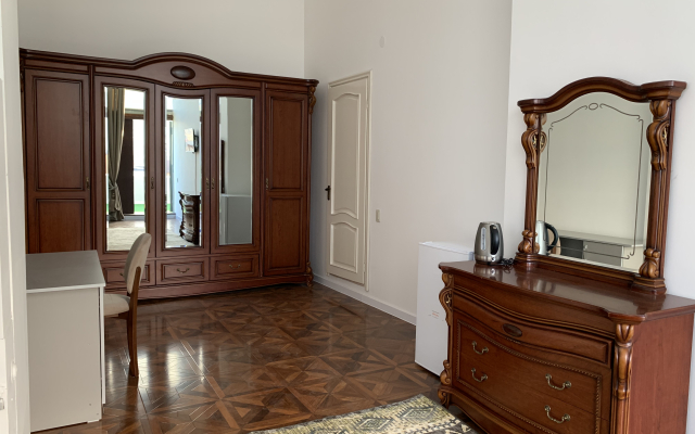 Arbat Hotel