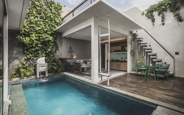 Ayona Villa Seminyak by iNi Vie Hospitality Boutique hotel
