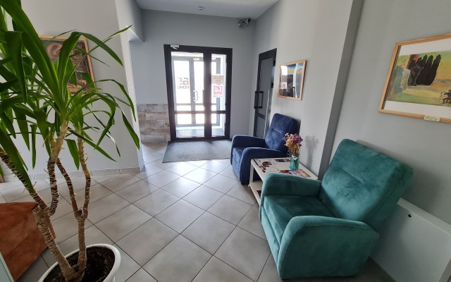 65HOME Guest House