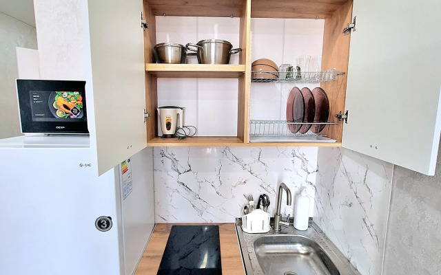 Lenina Flat