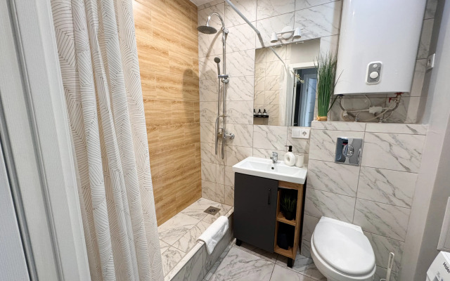Dushevnaya vidovaya kvartira v Zhk Petroglif Park Flat