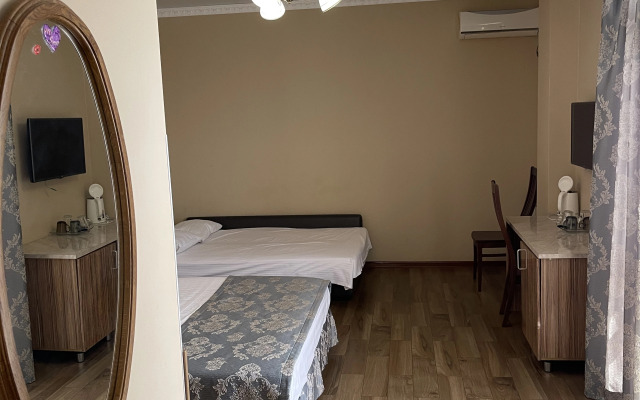 San Arda Hotel