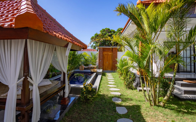 Novaya Chastnaya, Ogromny Basseyn, Changu, View Bali Villa