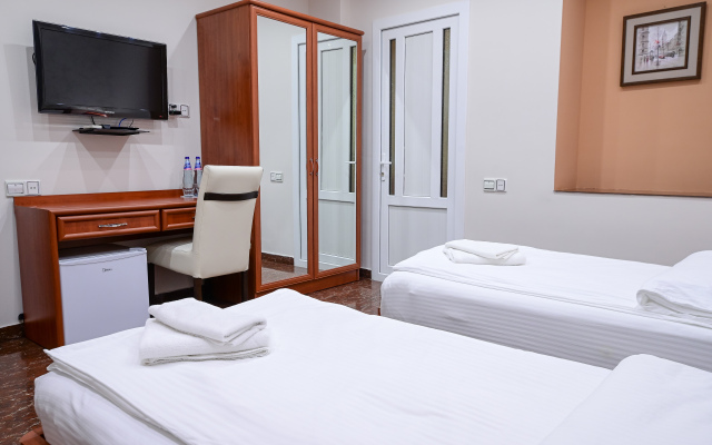 Отель Arda Golden Hotel Yerevan