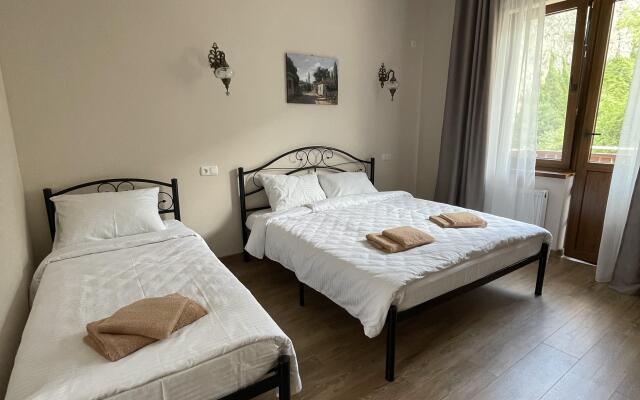 Eski Cesme Guest House