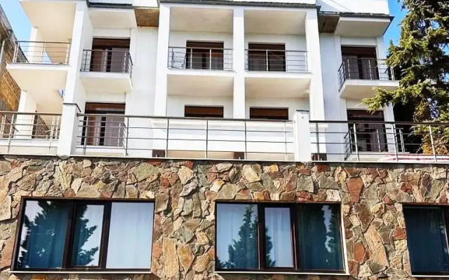 Rozov Khutor Hotel