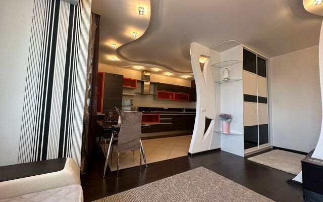 Na ulitse Lenina Flat