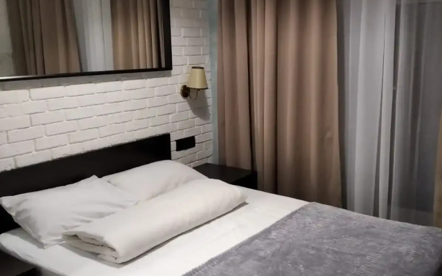 Mini-otel' Stereo