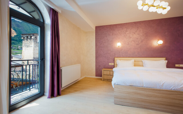 Mestia Inn Hotel