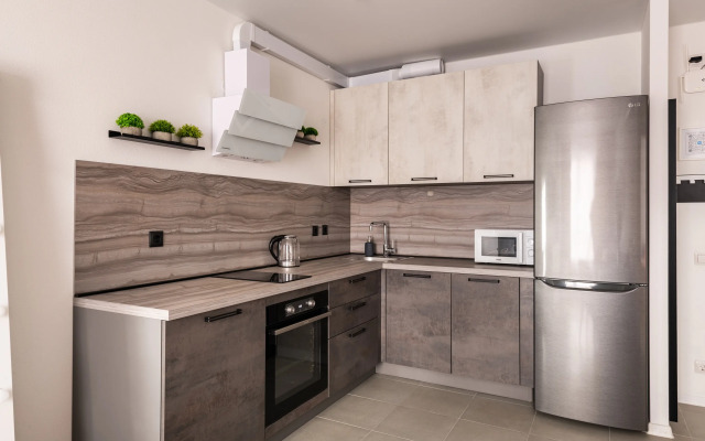 Zazerkalye Flat