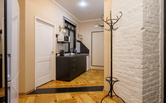 Апартаменты Лофт у Площади Восстания 2 спальни