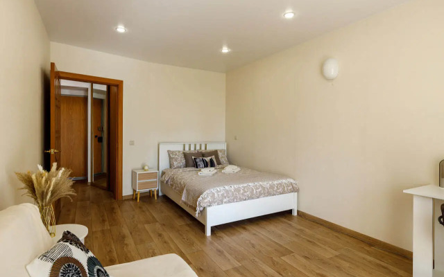 Квартира Уютная однокомнатная с видом на Храмовый Комплекс