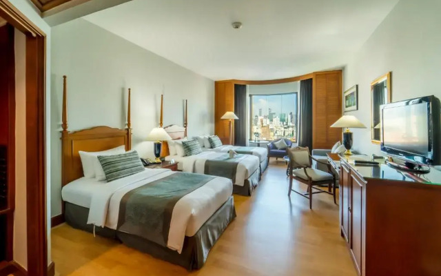 Отель Century Park Hotel