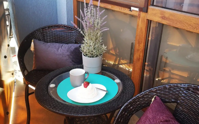 City Plaza Apartments