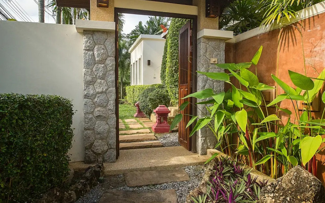 Pagai Private Pool Baan Bua Estate Naiharn Beach Villa