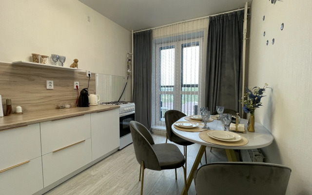 Flat Otlichnaya Kvartira Na 6 Chelovek