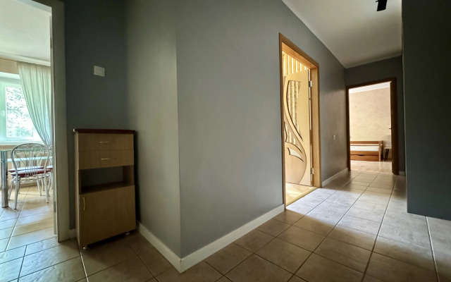 Prostornaya Uyutnaya V Tsentre Bresta Flat
